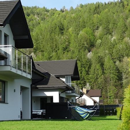 Domino-Apartamenty Red Krościenko Eksteriør billede