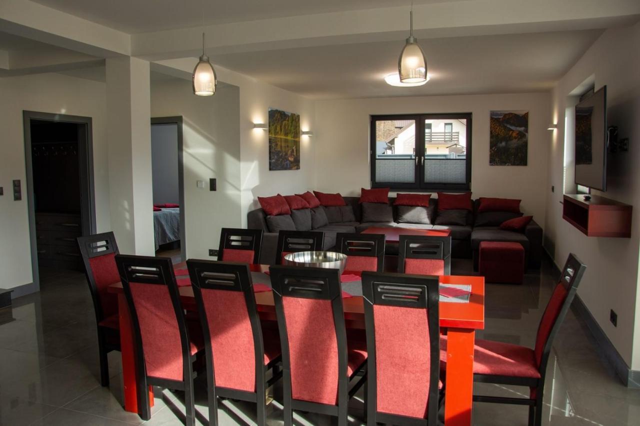 Domino-Apartamenty Red Krościenko Eksteriør billede
