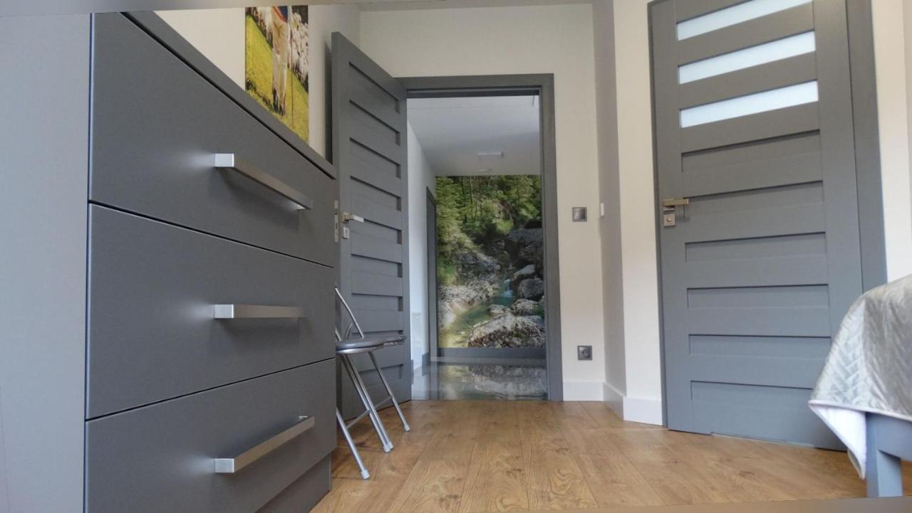 Domino-Apartamenty Red Krościenko Eksteriør billede